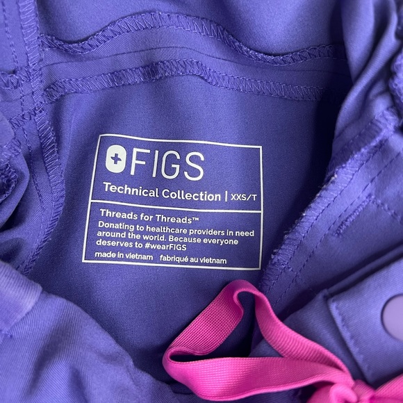 FIGS | XXS Tall High Waisted Sumaiya Skinny Scrub Pants - Picture 8 of 9